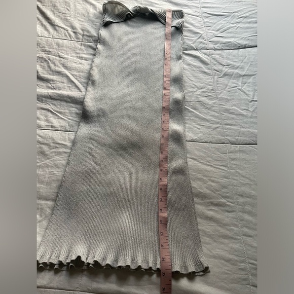 Devon Windsor Kade Twist Metallic Silver Stretch Knit Maxi Skirt XS Side Slit - Picture 9 of 9